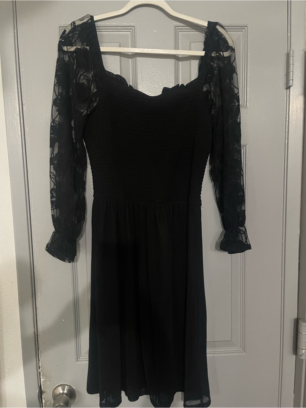 Siren Lily Black Long-Sleeve Sheer Puff Sleeve Smocked Dress